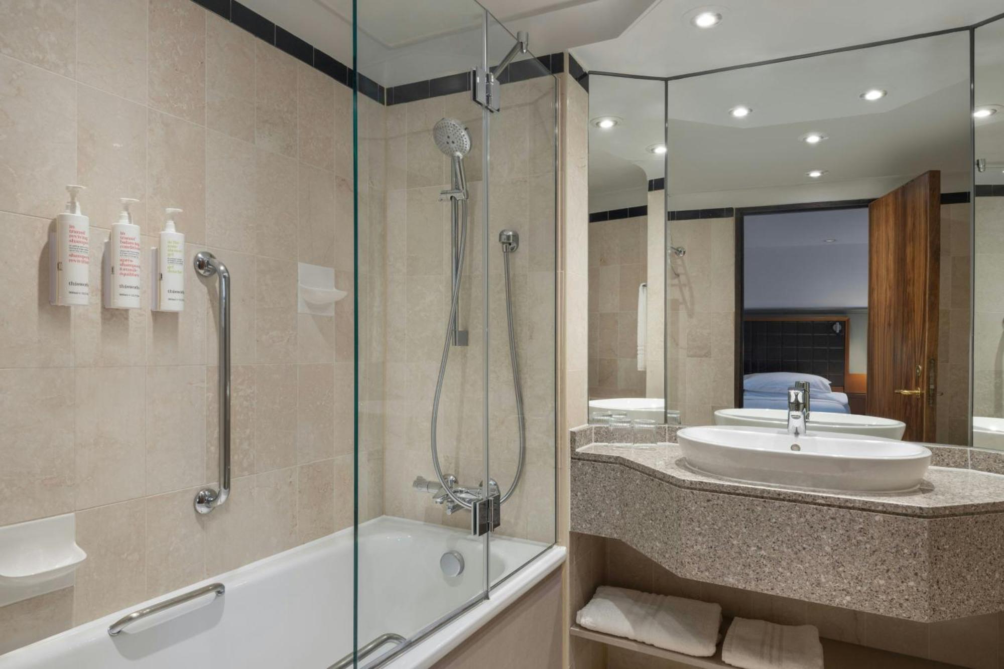 Rochester Suite with City View, Executive Lounge Access